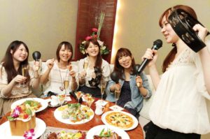 カラオケ 女子会1